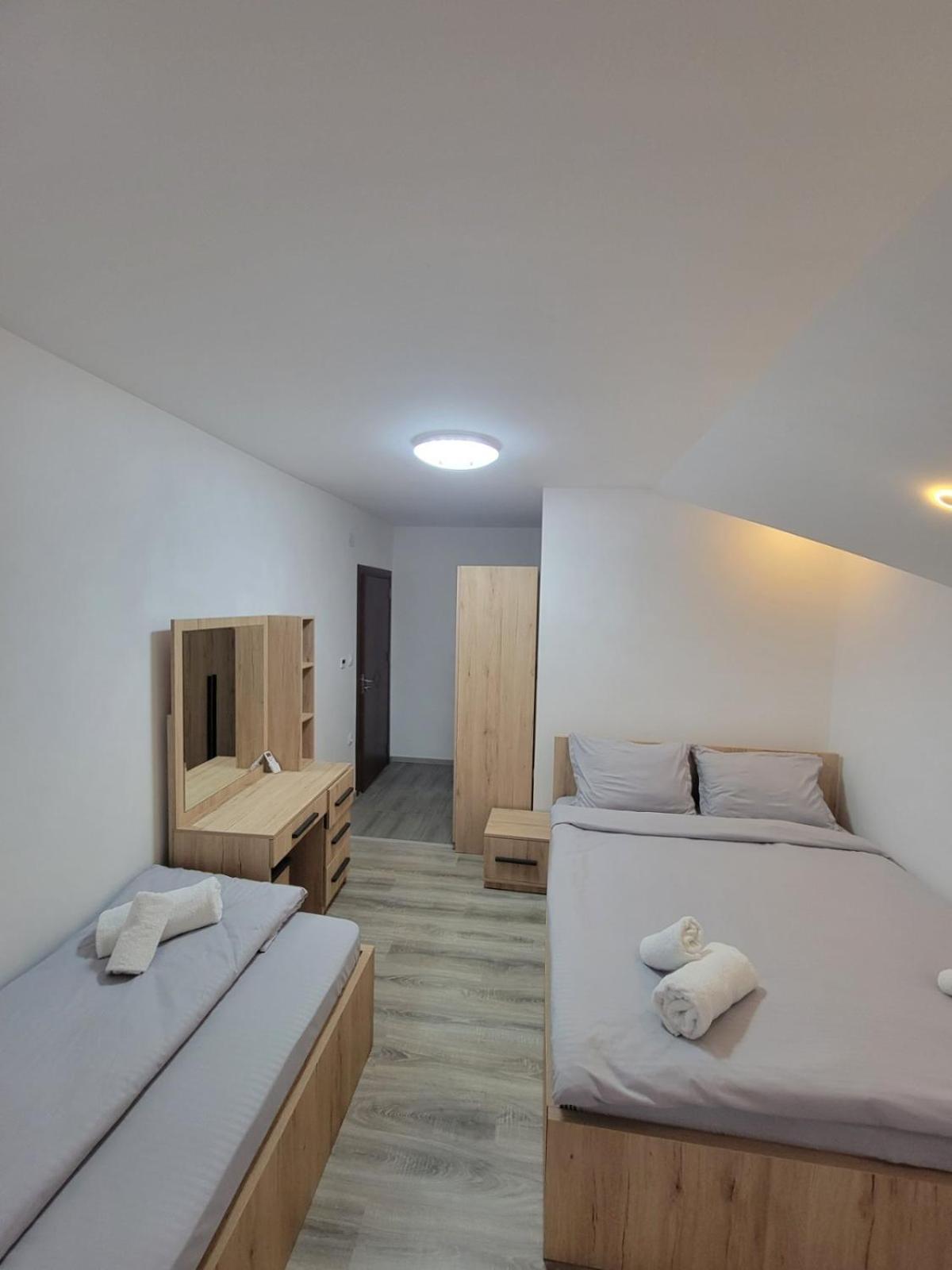 Eleon Motel Brezovice Exterior photo